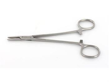 CRILE WOOD NEEDLE HOLDER - 18 cm