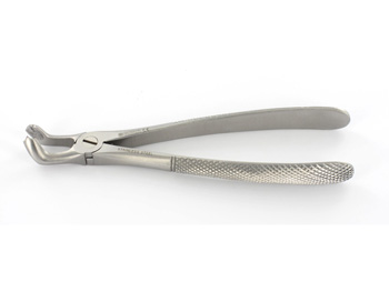 EXTRACTING FORCEPS - lower fig.79